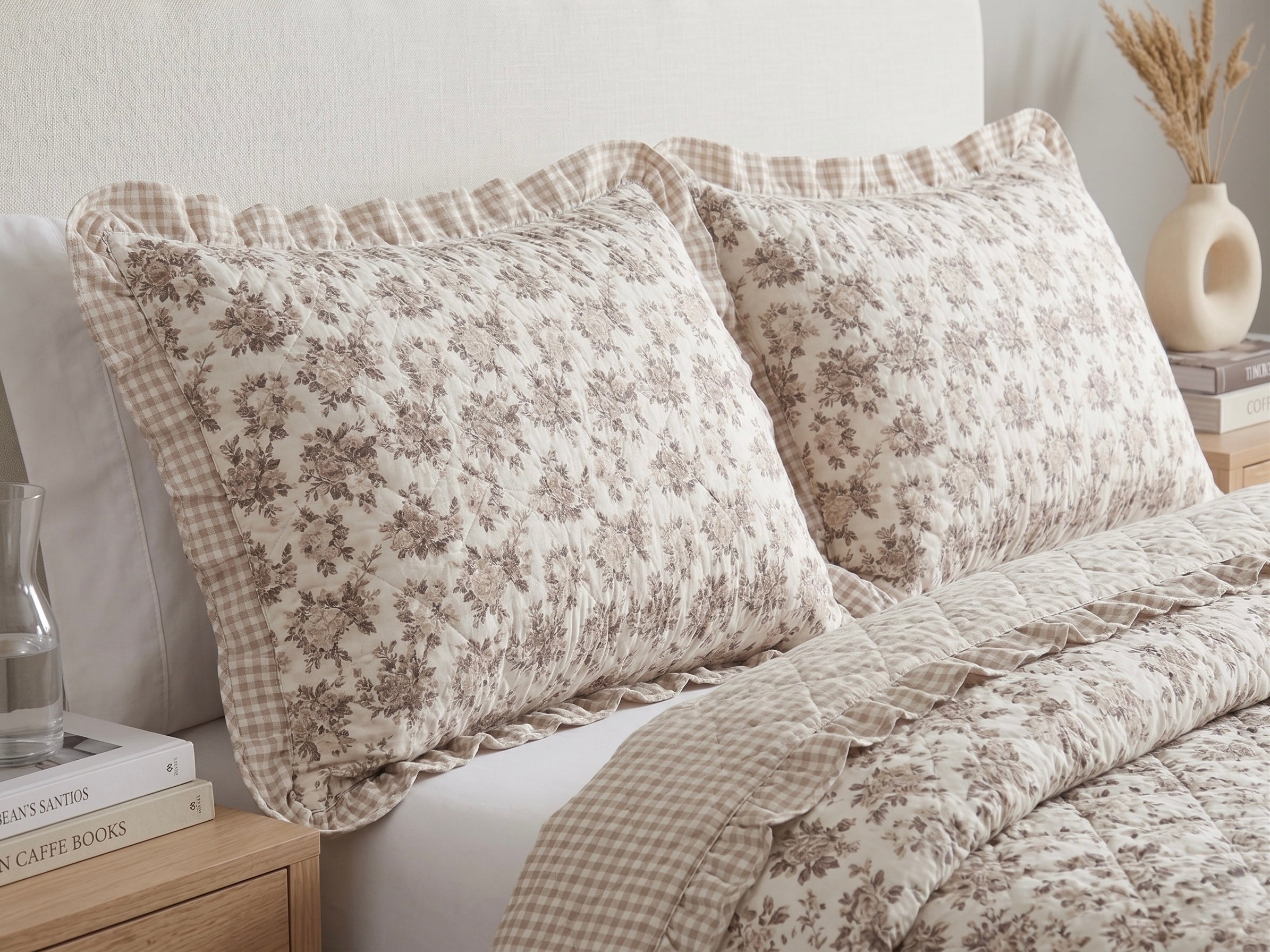 Wildflower Retreat Reversible Quilted Bedspread Set