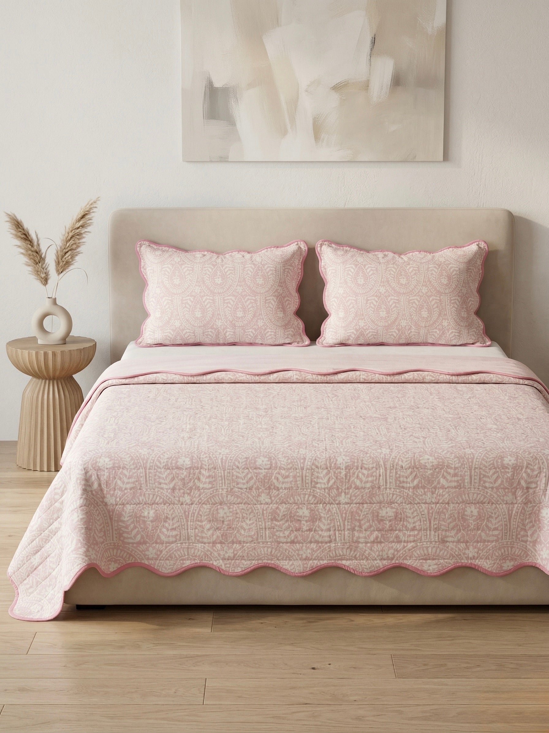 Blush Paisley Reversible Quilted 3pc Set – Bedspread