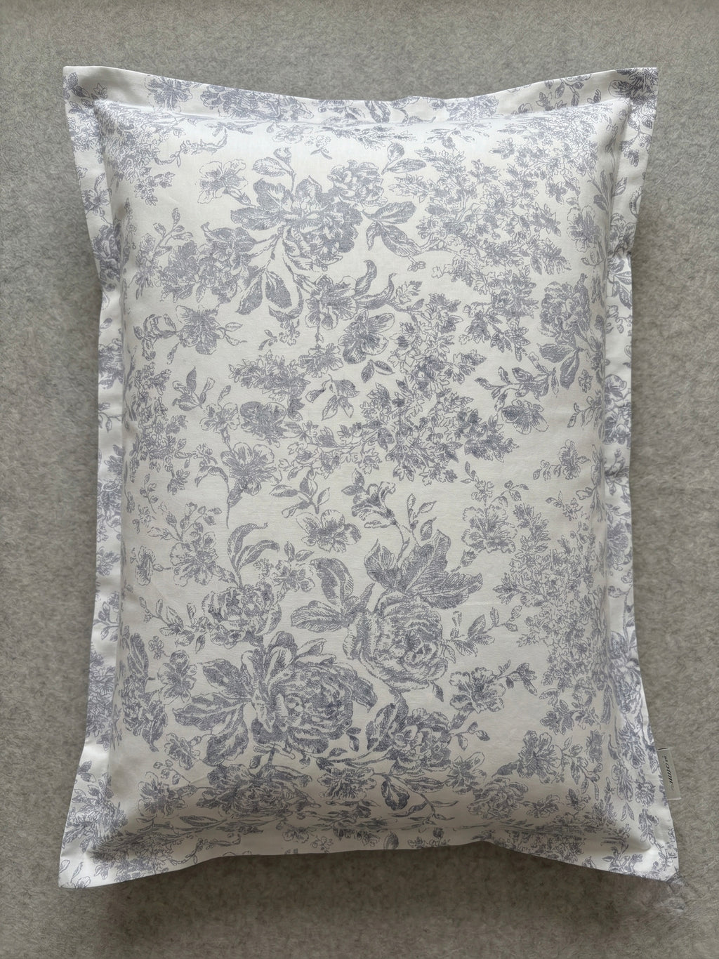 Hydrangea Garden Reversible Quilted 3pc Set – Premium Imported Cotton Bedding