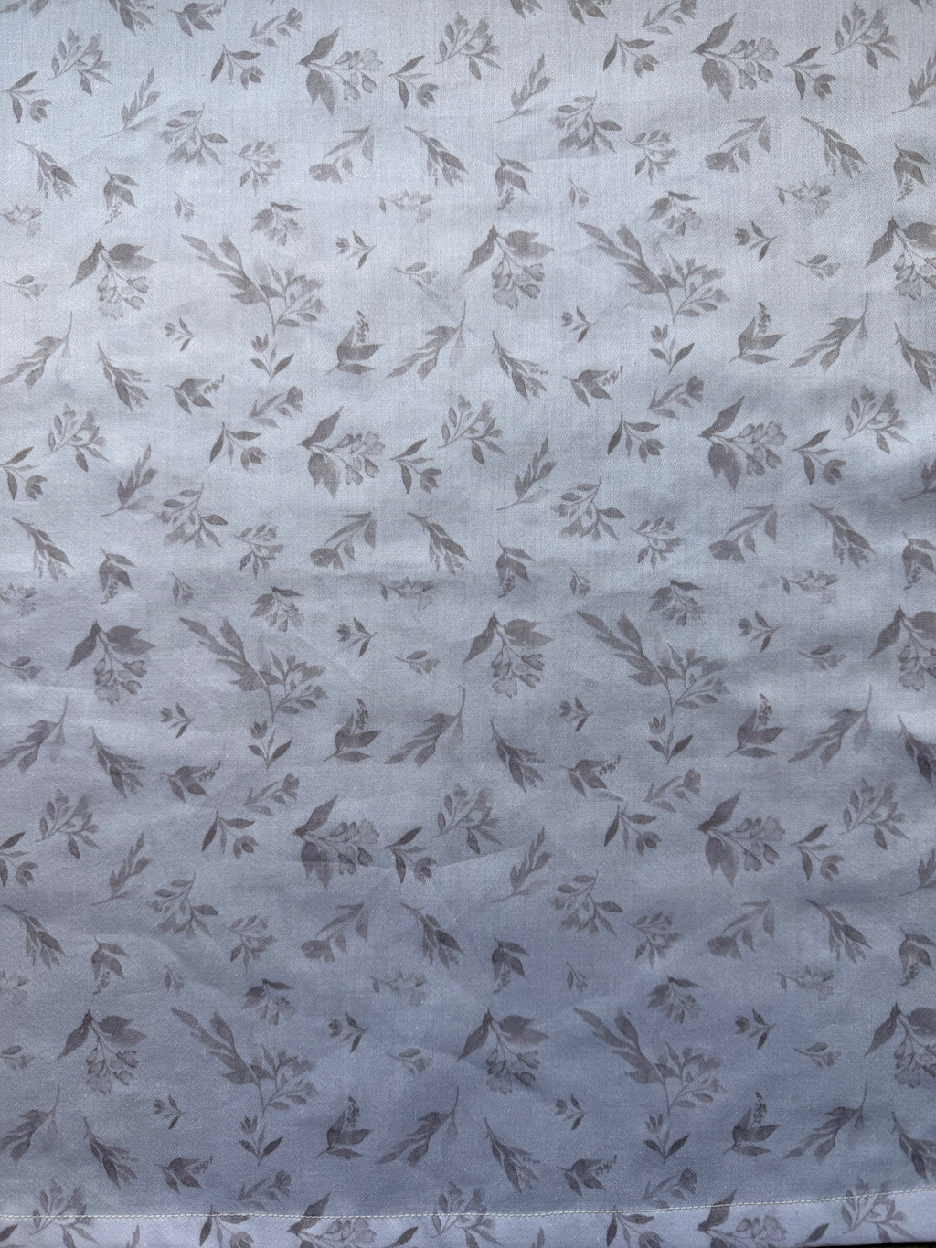 Ethereal Leaf Linen Set | 8 Napkins & Oversized Tray Mat