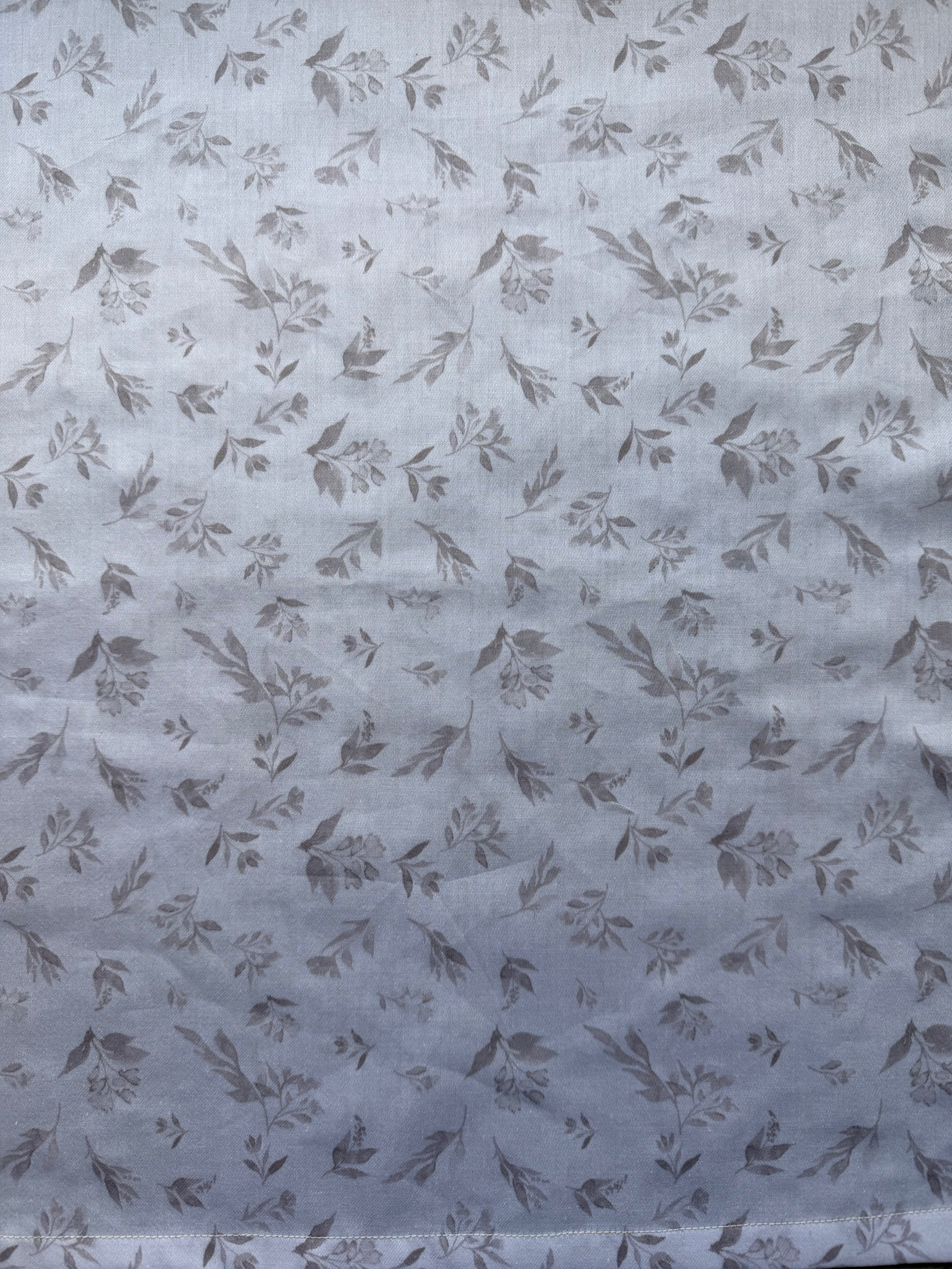 Ethereal Leaf Linen Set | 8 Napkins & Oversized Tray Mat