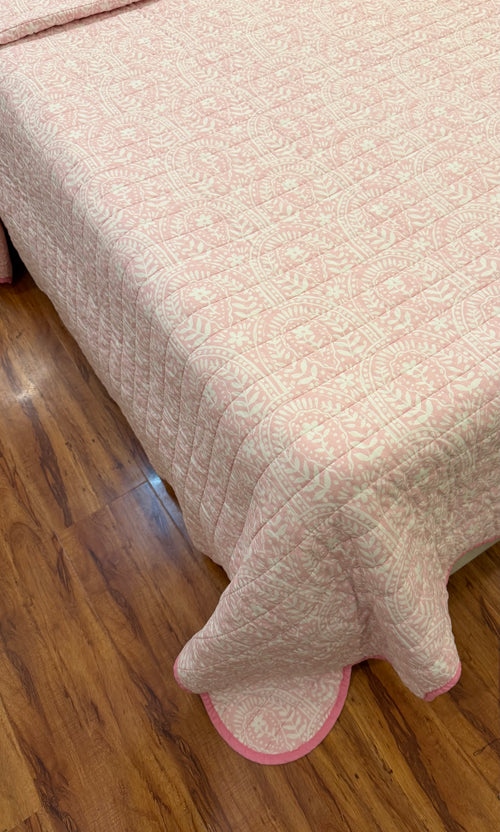 Blush Paisley Reversible Quilted 3pc Set – Bedspread